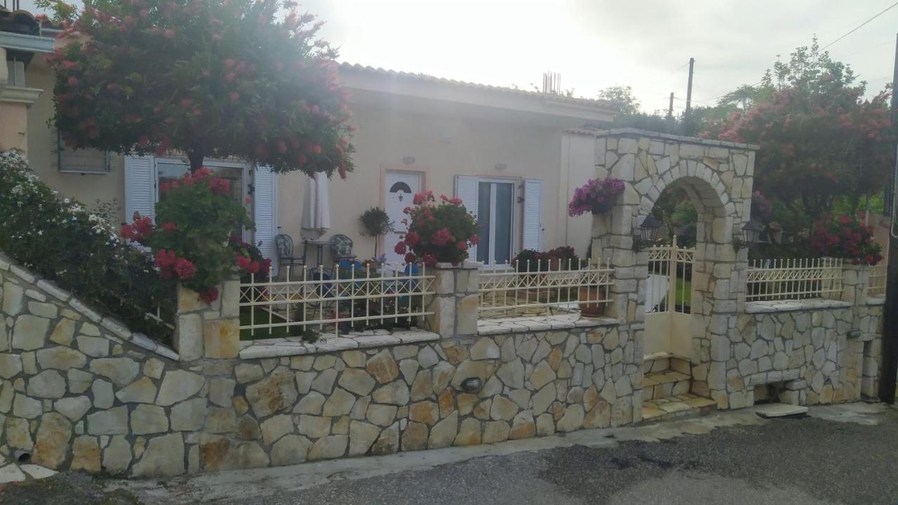 Summer Village House Popi Kanakádes Buitenkant foto